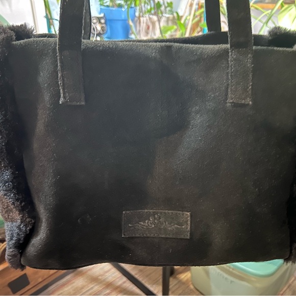 Urbancode  Black Suede and Faux Fur Shopper NWOT - Picture 3 of 6